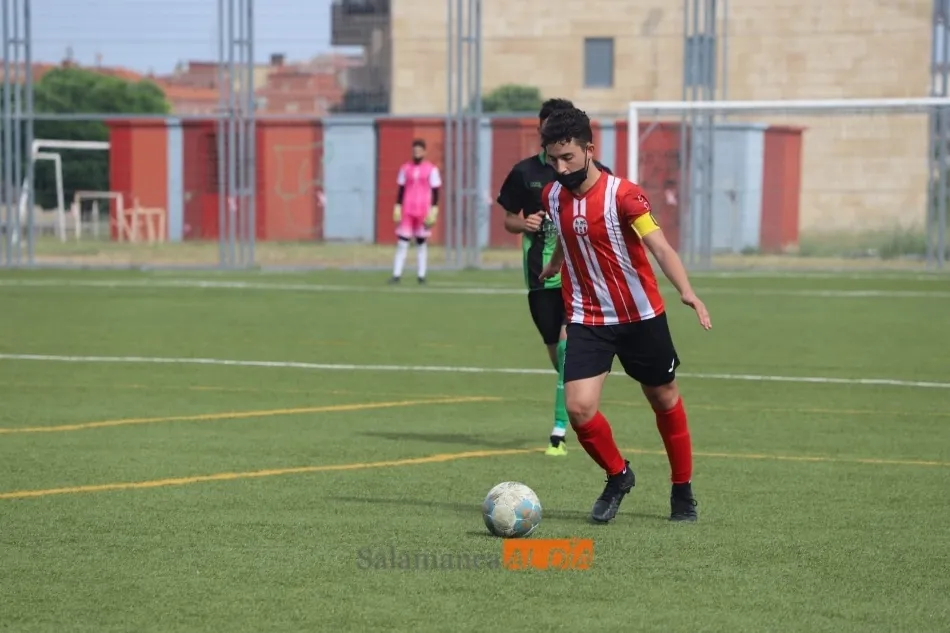 Foto 7 - Resultados, clasificaciones e im&aacute;genes del f&uacute;tbol base provincial