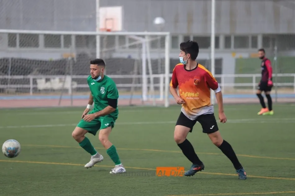 Foto 4 - Emocionante inicio de los playoffs por el t&iacute;tulo de la Provincial de Aficionados