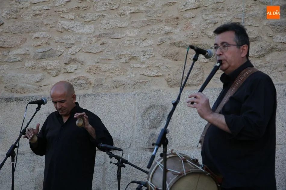 Foto 7 - Baleo anima&nbsp;con su m&uacute;sica folk las fiestas del Corpus en Monleras  