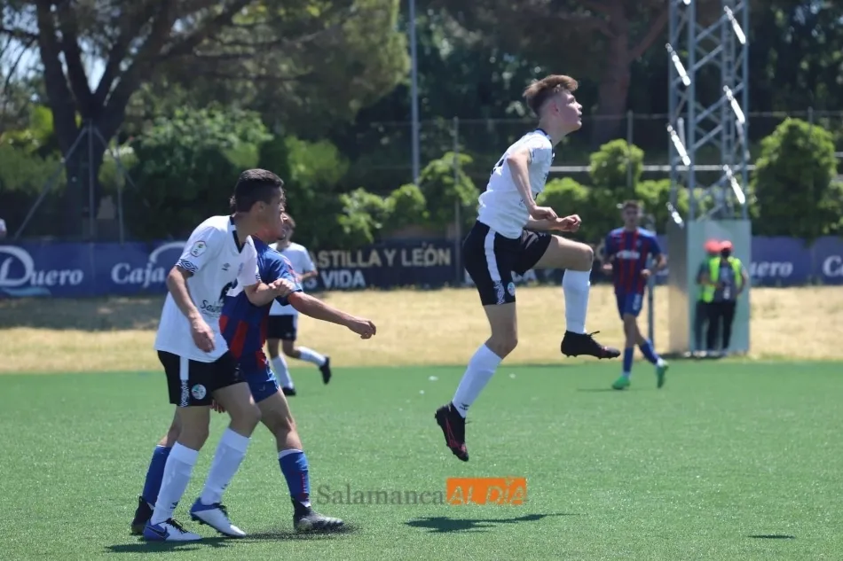 Foto 5 - Unionistas y el Guijuelo se meten en la final por subir a Liga Nacional; eliminados el Salamanca y...