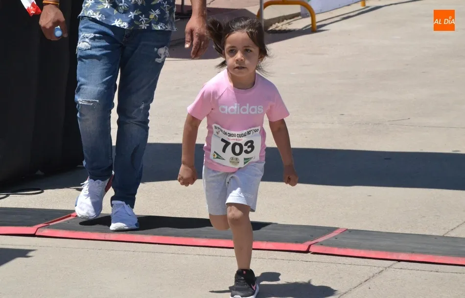 Foto 3 - Los ni&ntilde;os tambi&eacute;n disfrutan del esperado retorno de las carreras  