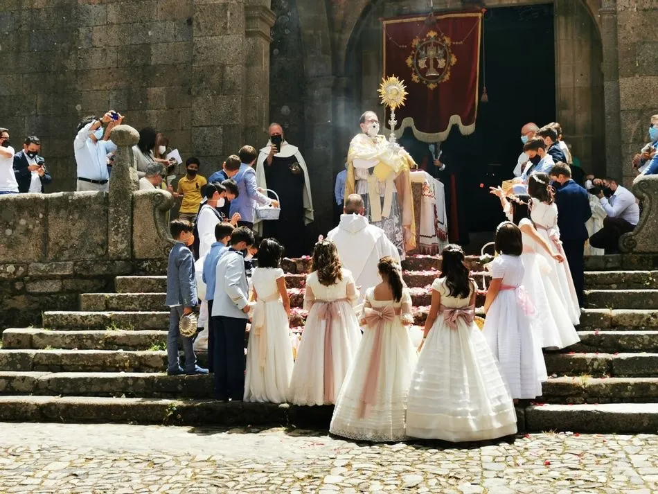 Foto 5 - La Alberca se viste de gala para un reducido Corpus