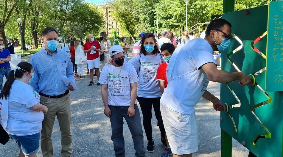 Foto 3 - El alcalde de Salamanca destaca la promoci&oacute;n de la salud entre las personas con discapacidad