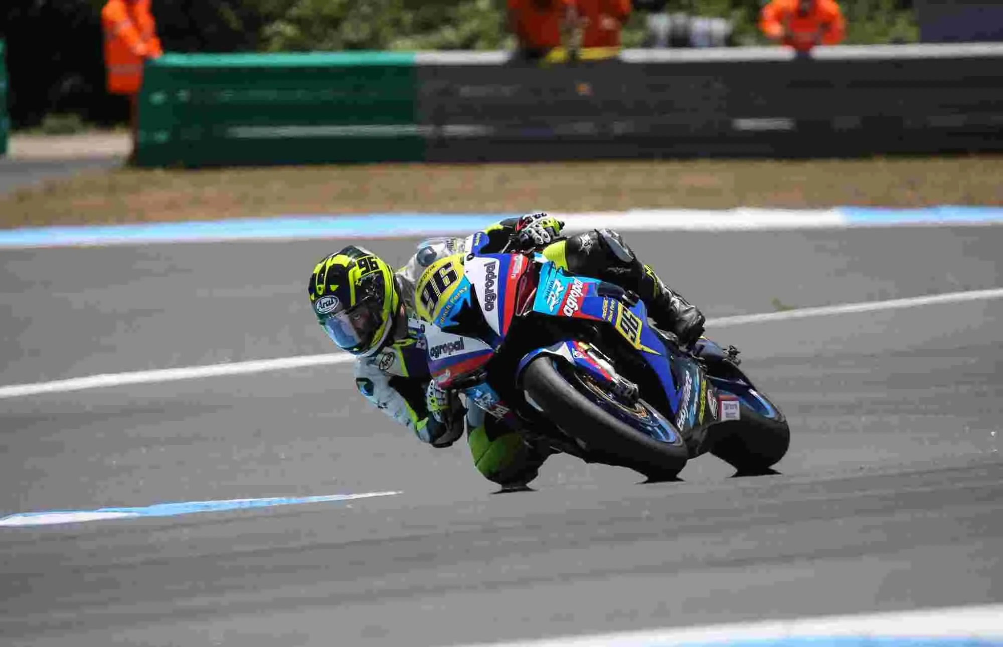 Foto 4 - Merch&aacute;n contin&uacute;a con su progresi&oacute;n con un meritorio noveno puesto en el circuito de Estoril
