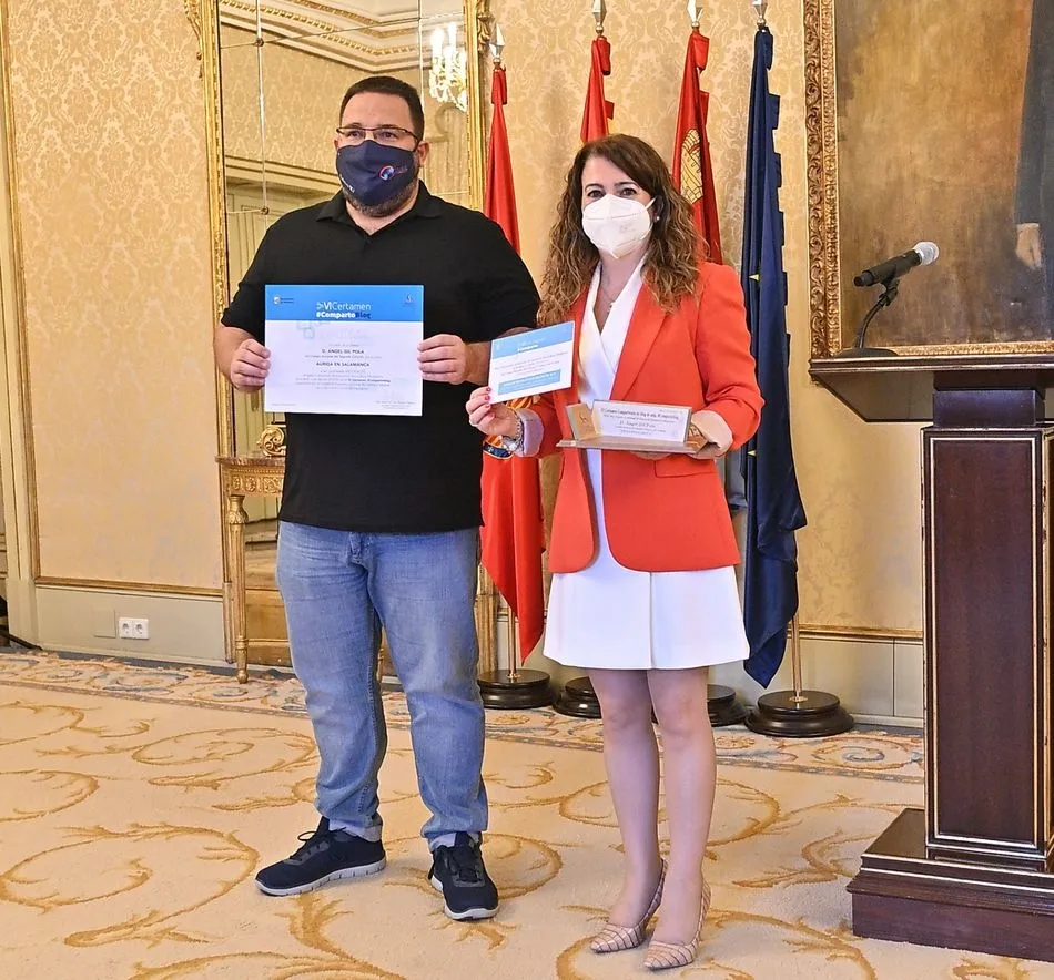 Foto 4 - El Ayuntamiento entrega los diplomas a los ganadores del VI Certamen &lsquo;#Compartoblog&rsquo;