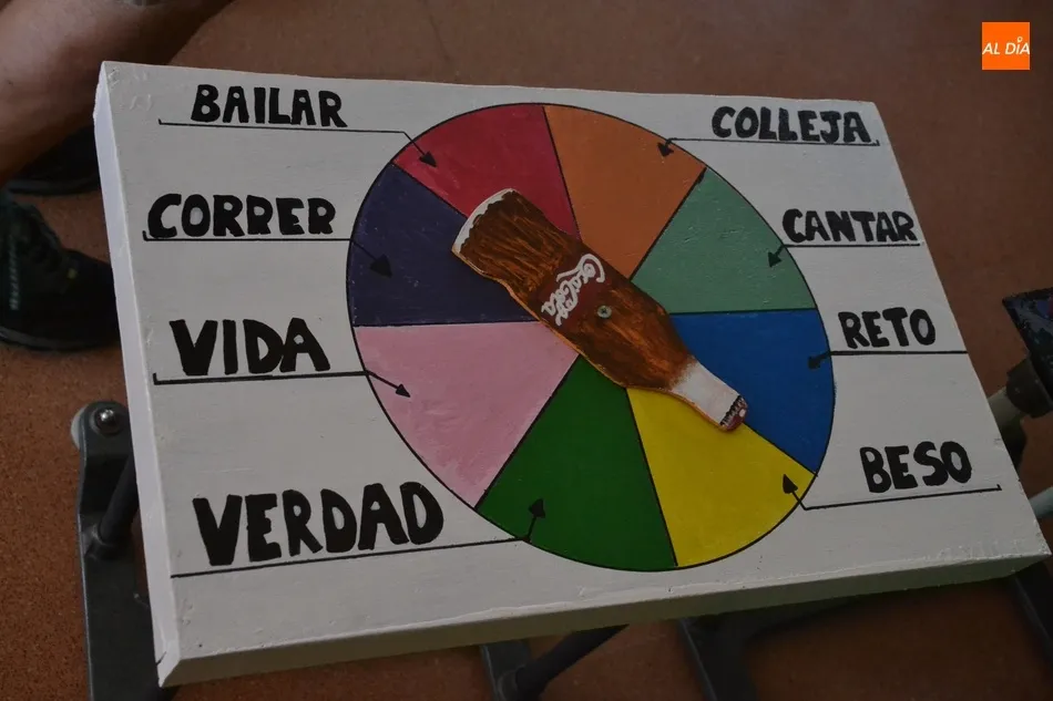 Foto 5 - El IES Fray Diego inaugura un espectacular mural para darle una nueva vida a su sal&oacute;n de actos  