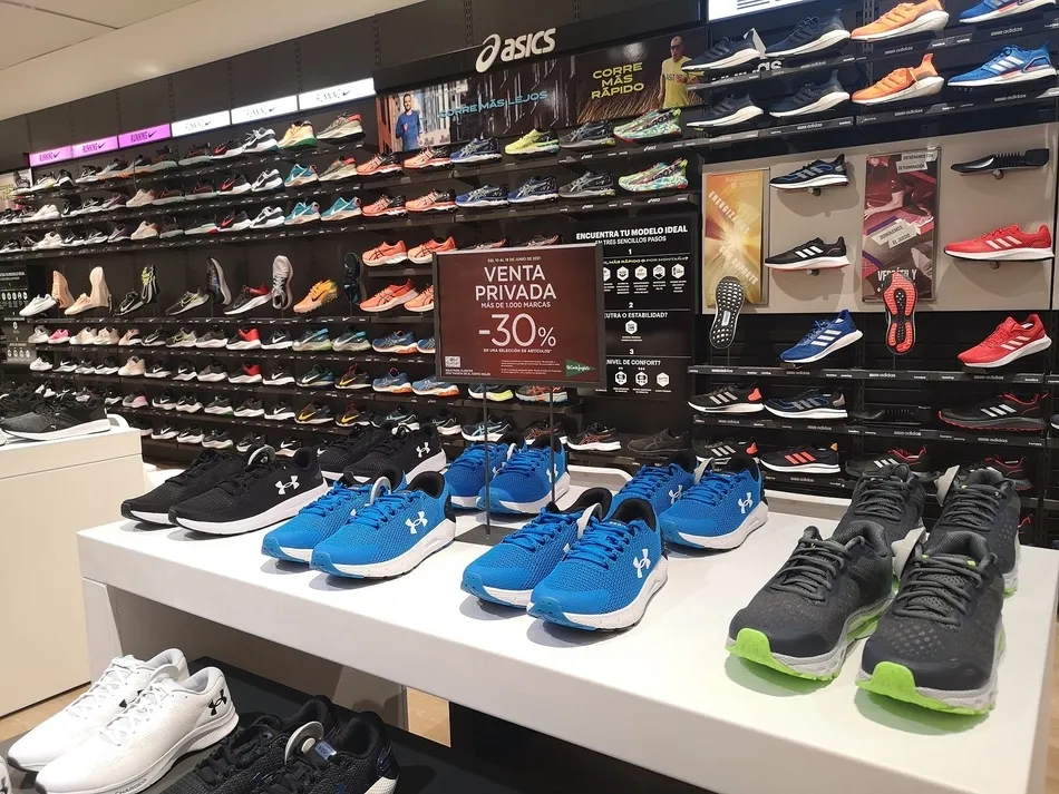 Foto 2 - El&nbsp;Corte Ingl&eacute;s lanza sus &lsquo;Ventas Privadas&rsquo; y ampl&iacute;a a seis d&iacute;as los descuentos en m&aacute;s de...