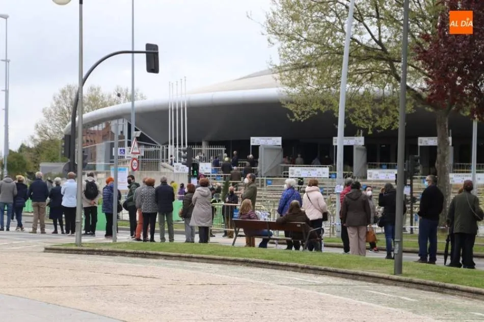 Castilla y León registra la segunda tasa más baja de vacunación entre 50 y 59 años 