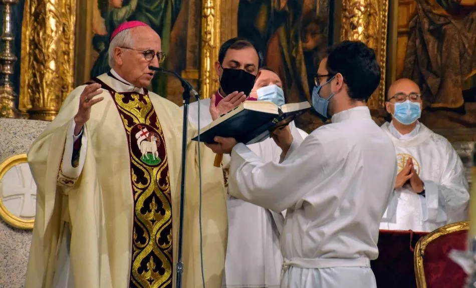 Foto 4 - Jes&uacute;s Garc&iacute;a Burillo festeja tambi&eacute;n en &Aacute;vila sus 50 a&ntilde;os como sacerdote  
