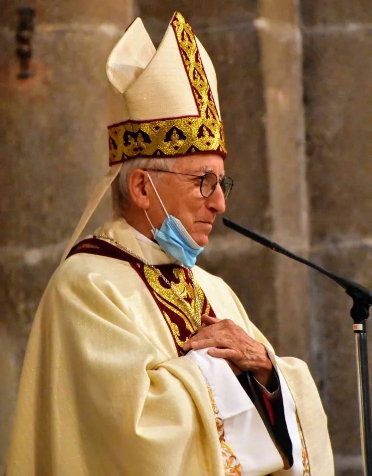 Foto 2 - Jes&uacute;s Garc&iacute;a Burillo festeja tambi&eacute;n en &Aacute;vila sus 50 a&ntilde;os como sacerdote  