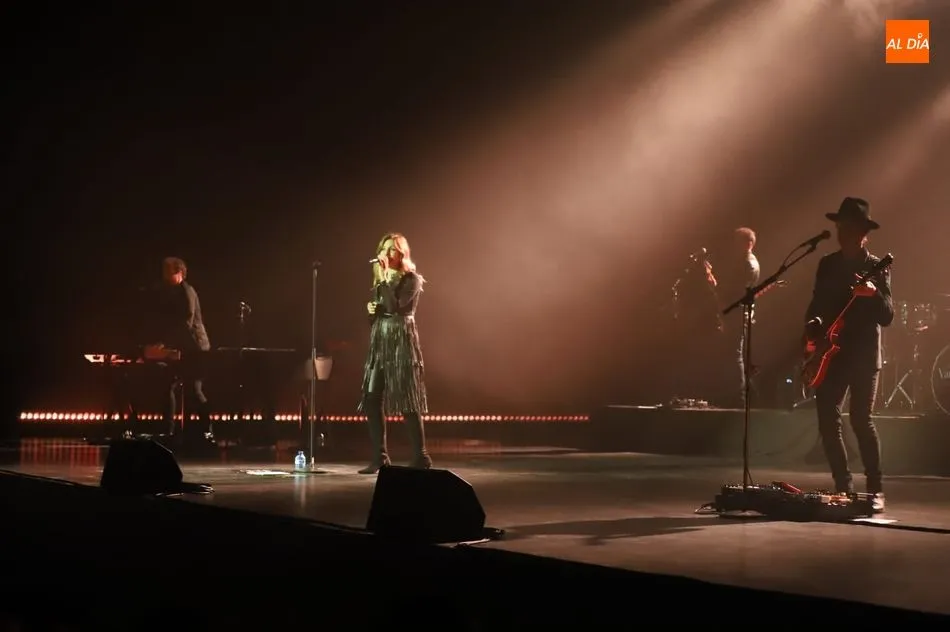 Foto 3 - La Oreja de Van Gogh conquista al p&uacute;blico salmantino con &lsquo;Un susurro en la tormenta&rsquo;  