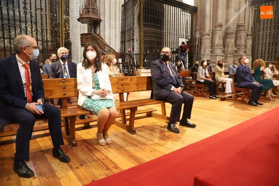 Foto 7 - Salamanca rinde homenaje al patr&oacute;n San Juan de Sahag&uacute;n marcado por segundo a&ntilde;o por las medidas...