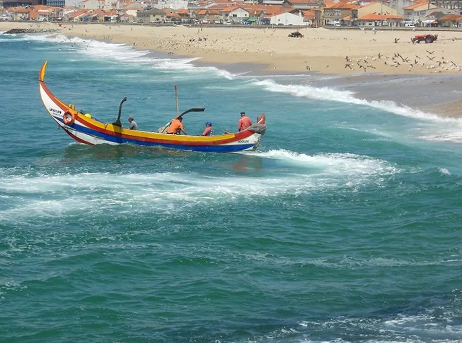 Foto 11 - Espinho, la inspiraci&oacute;n que surge del mar  