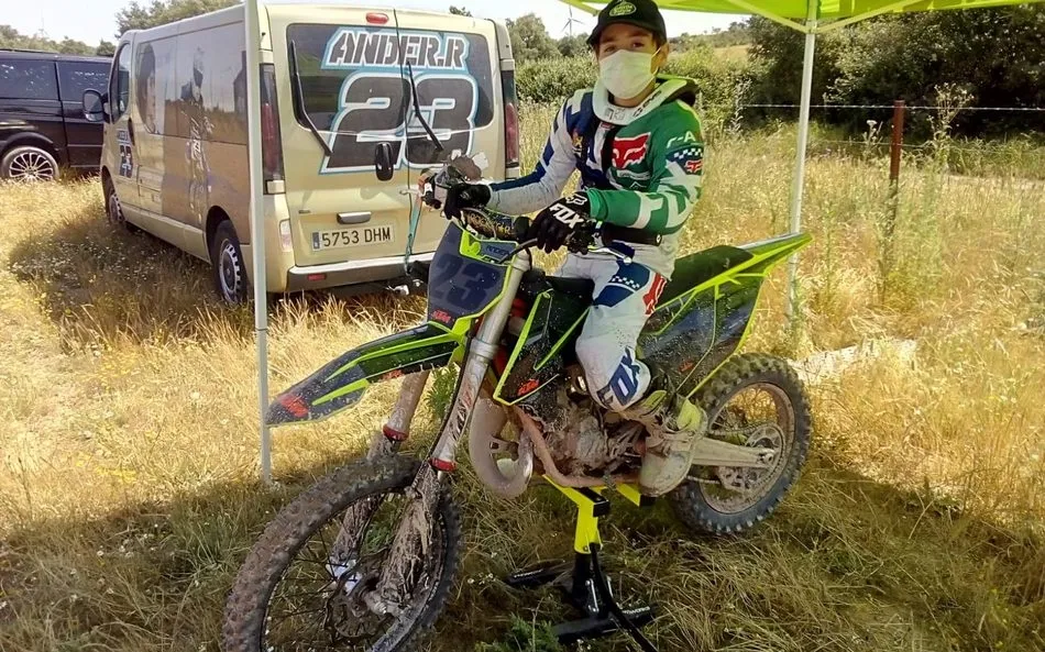 Foto 6 - Ander Redero coge forma en la inauguraci&oacute;n del circuito MX Martin de Palacios del Arzobispo  