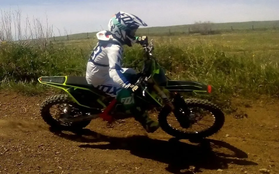 Foto 4 - Ander Redero coge forma en la inauguraci&oacute;n del circuito MX Martin de Palacios del Arzobispo  