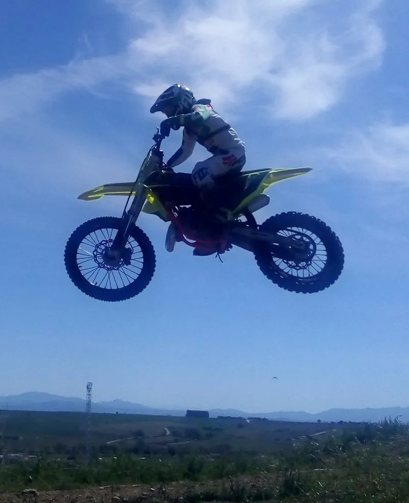 Foto 2 - Ander Redero coge forma en la inauguraci&oacute;n del circuito MX Martin de Palacios del Arzobispo  