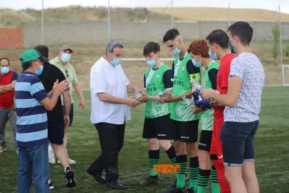 Foto 10 - La intensidad no cesa en la pen&uacute;ltima jornada de Liga en la Provincial&nbsp;
