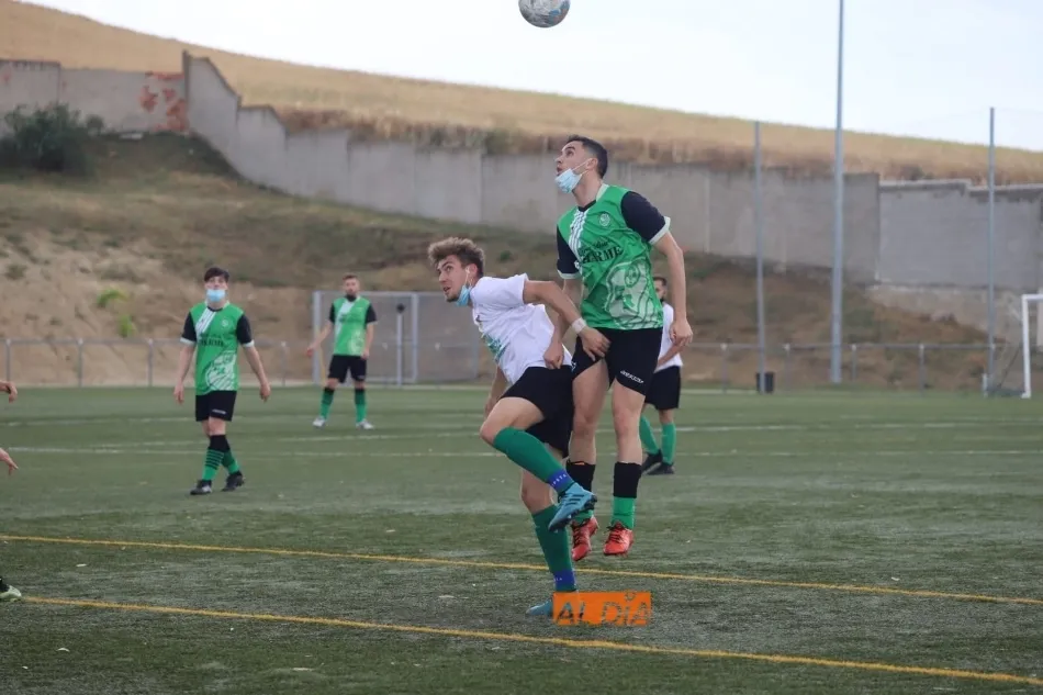 Foto 7 - La intensidad no cesa en la pen&uacute;ltima jornada de Liga en la Provincial&nbsp;