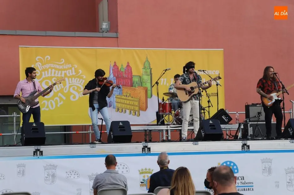 Foto 4 - El salmantino Kike M presenta su nuevo disco en directo en el DA2  