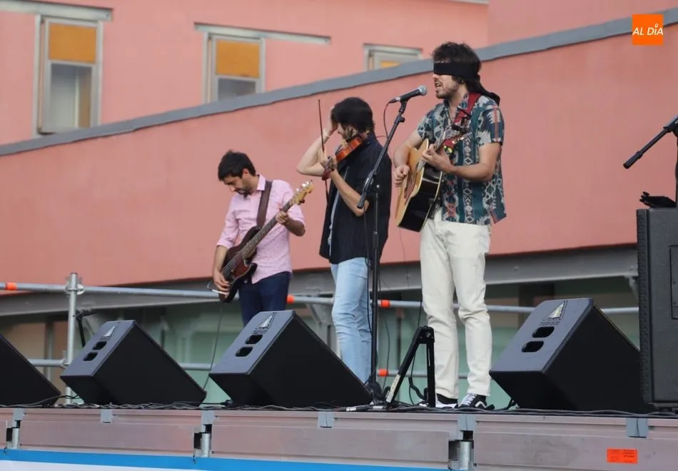 Foto 3 - El salmantino Kike M presenta su nuevo disco en directo en el DA2  