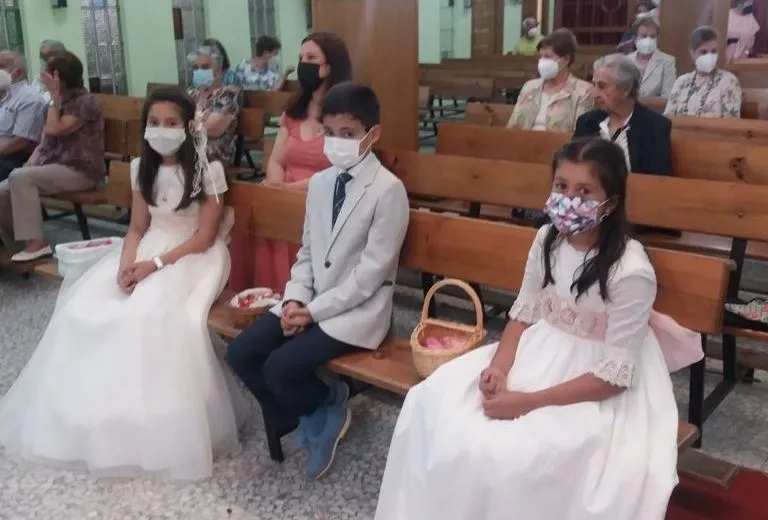 El Santísimo Sacramento también recorre las calles en el Valle de San Martín  