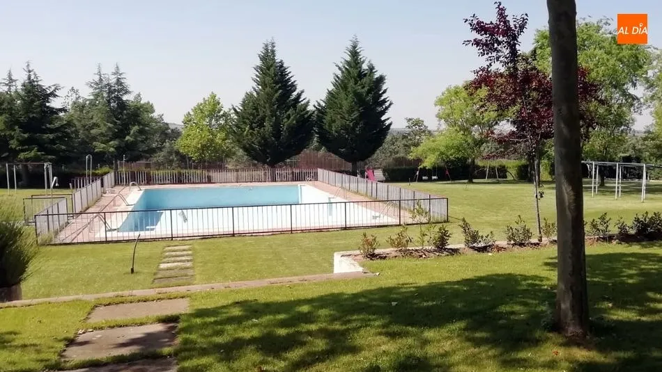 Foto 2 - El Ayuntamiento de Lumbrales prepara la apertura de las piscinas municipales para el d&iacute;a 26 de...