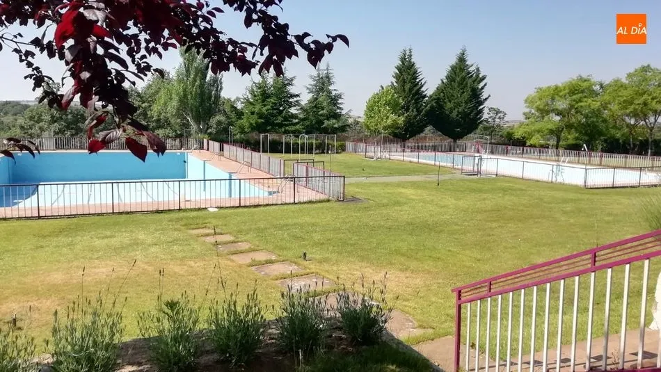 Foto 3 - El Ayuntamiento de Lumbrales prepara la apertura de las piscinas municipales para el d&iacute;a 26 de...