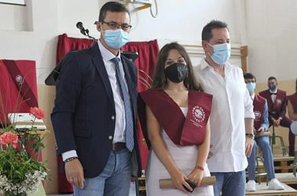 Foto 7 - Un total de 24 alumnos protagonizan la 25&ordf; promoci&oacute;n del IES Campo Charro de La Fuente de San...
