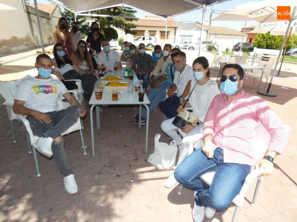 Paella solidaria para 400 comensales en Espino de la Orbada