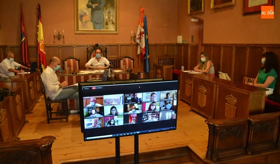 Foto 2 - El Equipo de Gobierno se&ntilde;ala que &ldquo;es pronto&rdquo; para saber qu&eacute; ocurrir&aacute; con las fiestas de...