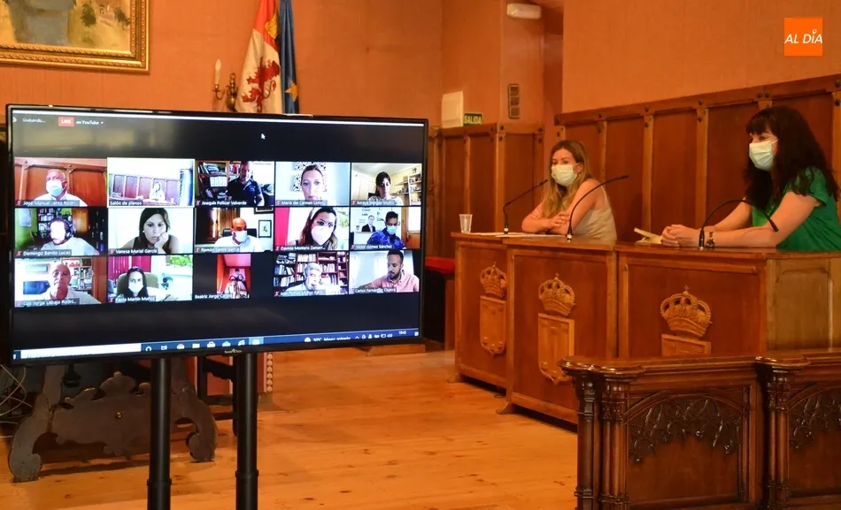 Foto 6 - El Equipo de Gobierno se&ntilde;ala que &ldquo;es pronto&rdquo; para saber qu&eacute; ocurrir&aacute; con las fiestas de...