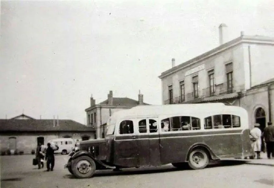 Foto 5 - Los autobuses de l&iacute;nea en la Salamanca de otros tiempos