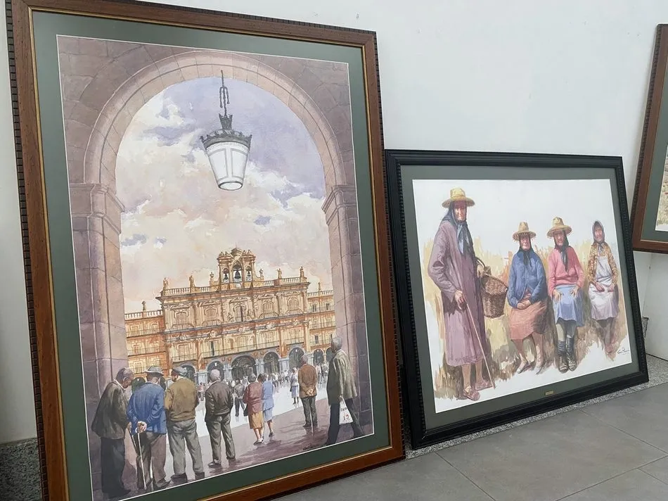 Foto 3 - El Ayuntamiento de Vitigudino recibe en donaci&oacute;n varias obras del pintor local Galo Palacio  