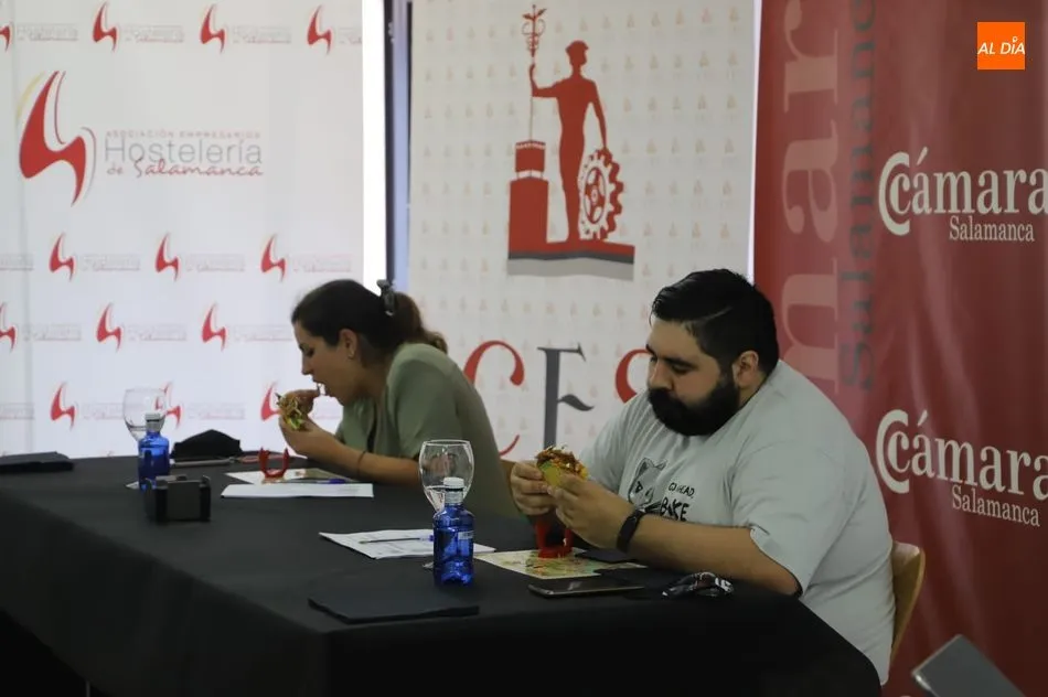Foto 3 - La hosteler&iacute;a salmantina se luce en el XX Concurso de Pinchos
