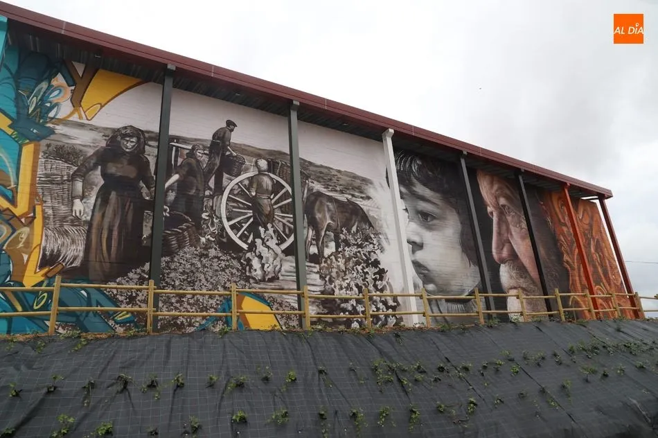 Foto 10 - Castellanos de Villiquera estrena Art-mu&ntilde;a, una ruta senderista llena de murales art&iacute;sticos