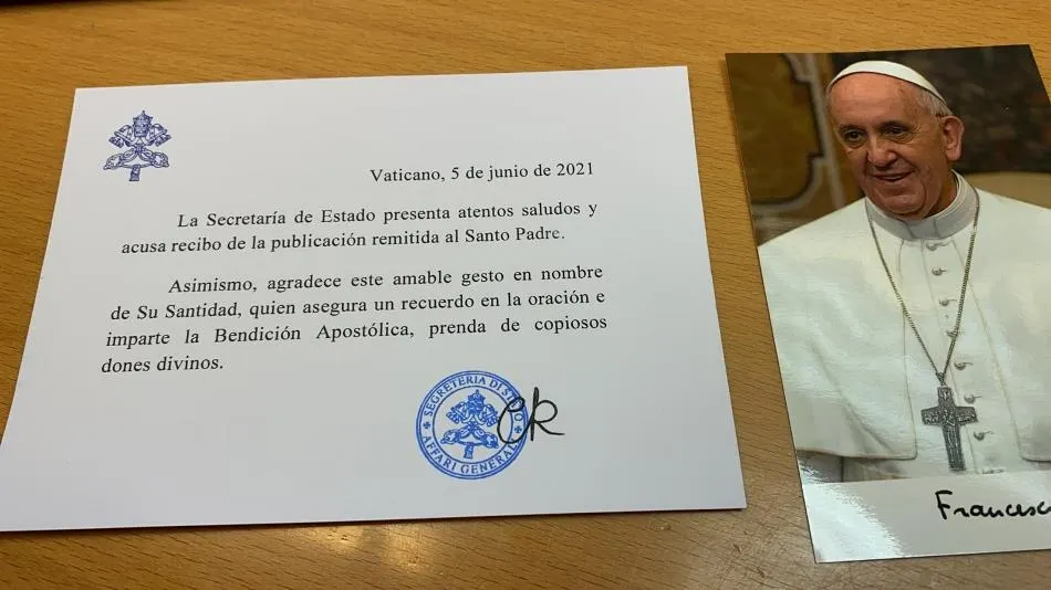 El libro en defensa de la Diócesis de Ciudad Rodrigo llega a El Vaticano  