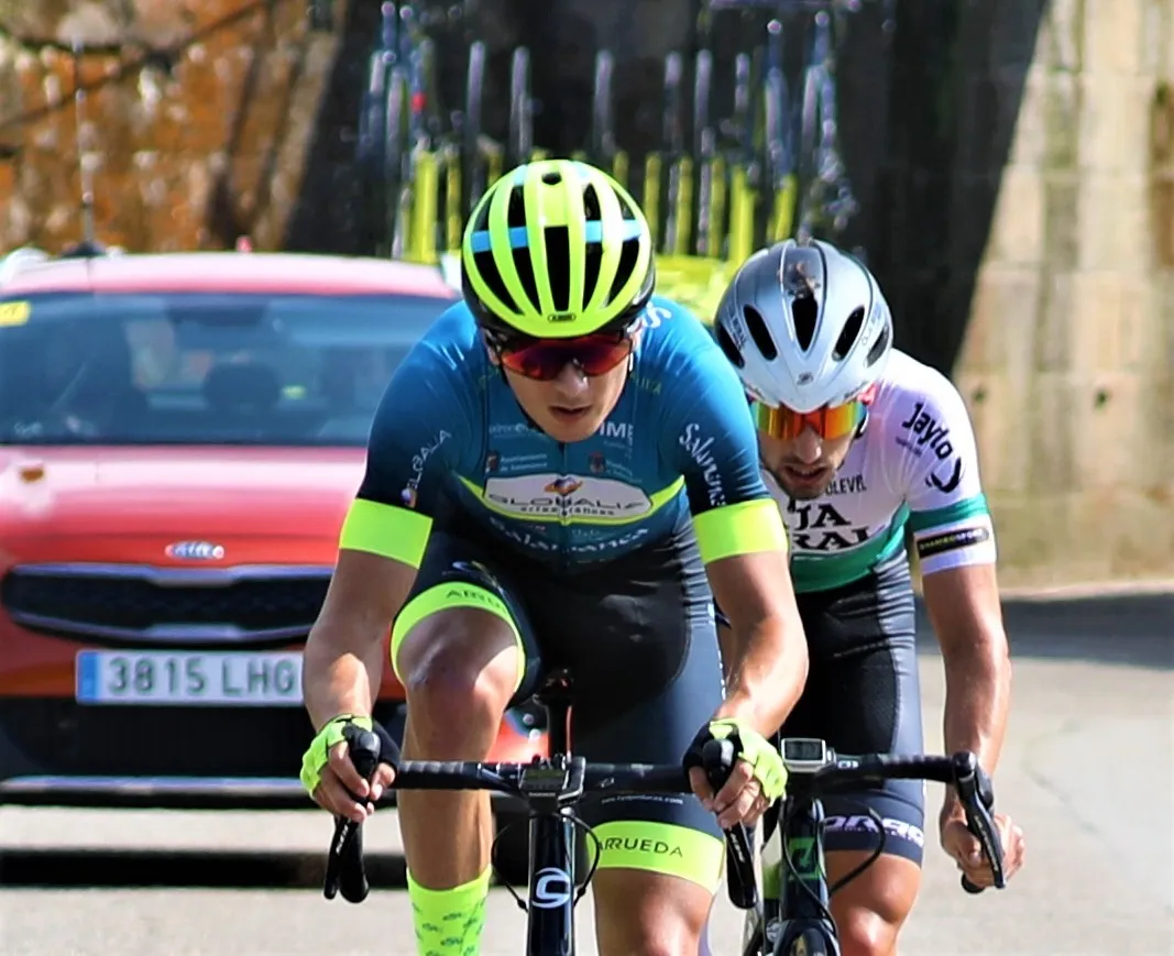 Isma Guzmán, en su bici