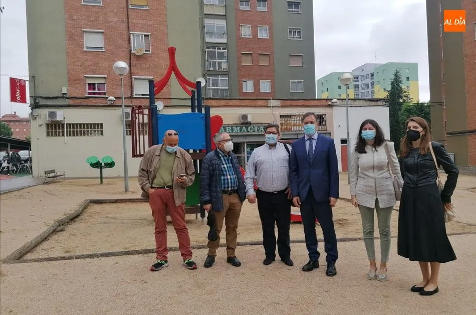 Foto 5 - Una inversi&oacute;n de 82.000 euros mejorar&aacute; infraestructuras deportivas y juegos infantiles del barrio ...
