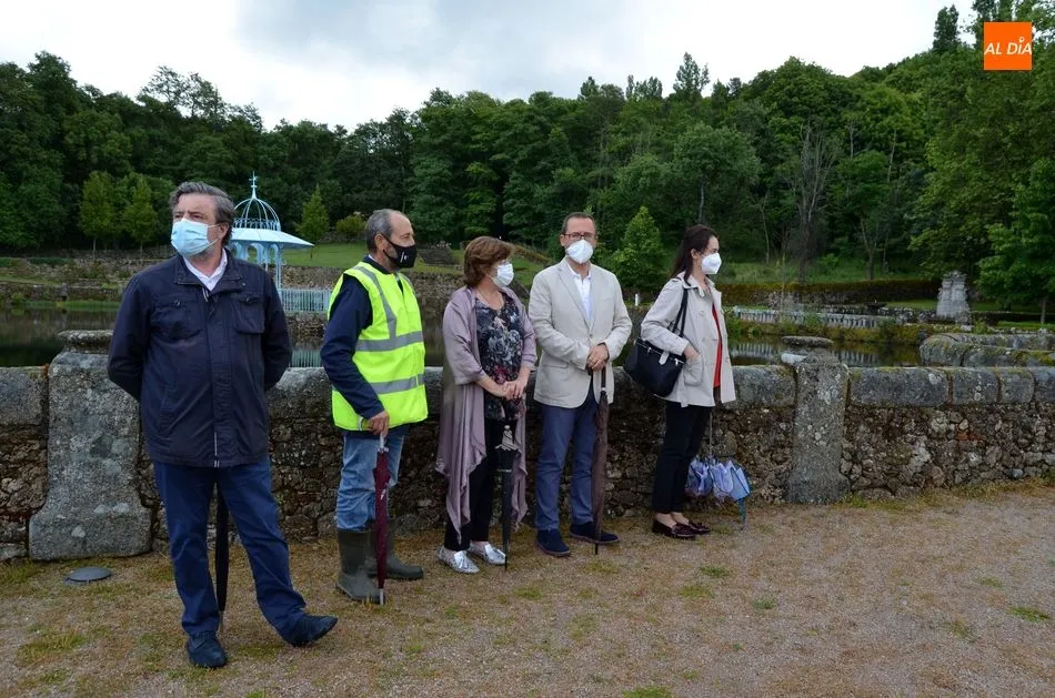 Foto 5 - El Director General de Patrimonio visita las obras de la Huerta de El Bosque