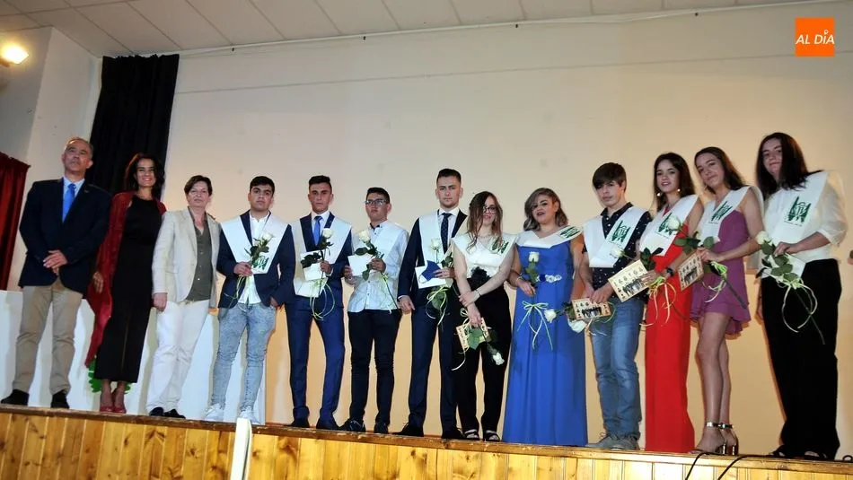 Foto 5 - Los alumnos del instituto de Lumbrales organizan una entra&ntilde;able graduaci&oacute;n&nbsp;
