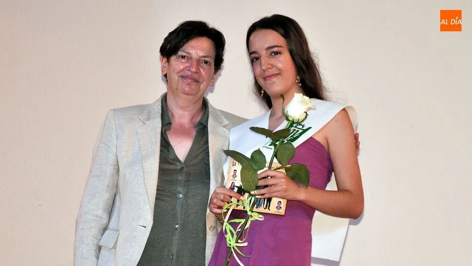 Foto 11 - Los alumnos del instituto de Lumbrales organizan una entra&ntilde;able graduaci&oacute;n&nbsp;
