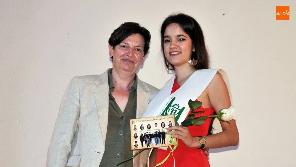Foto 10 - Los alumnos del instituto de Lumbrales organizan una entra&ntilde;able graduaci&oacute;n&nbsp;