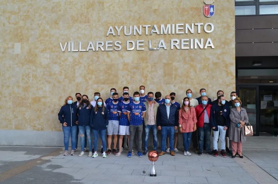 El alcalde de Villares de la Reina recibe al Plásticos Durán Baloncesto Villares