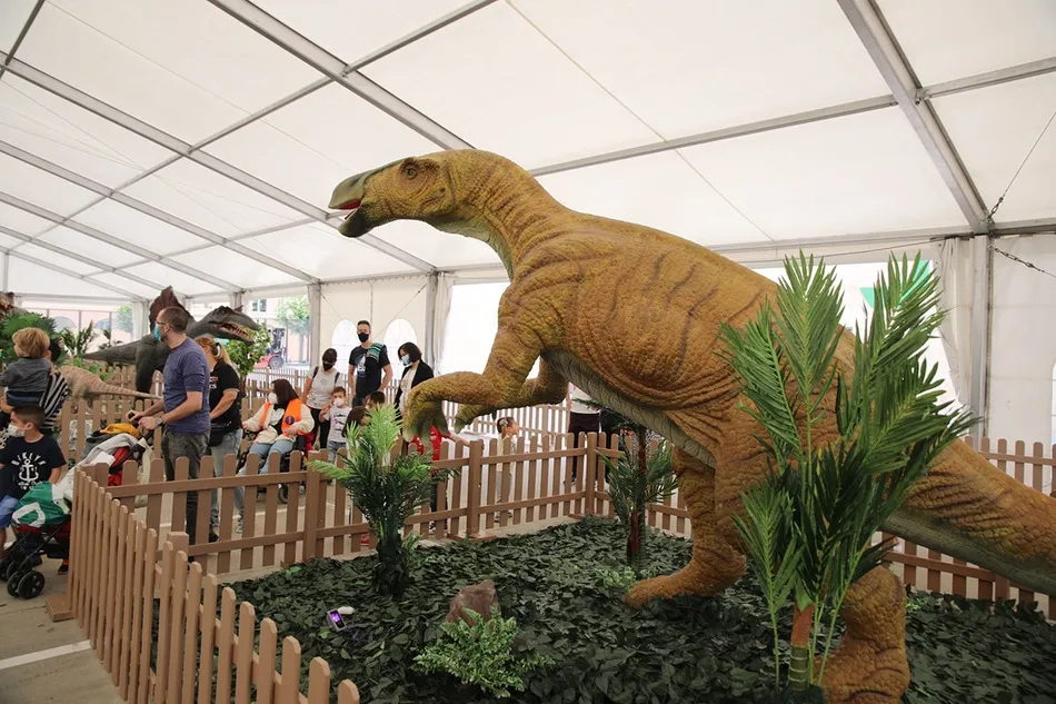 Foto 4 - &lsquo;DINOSAURIA&rsquo; abre sus puertas en el Centro Comercial El Tormes
