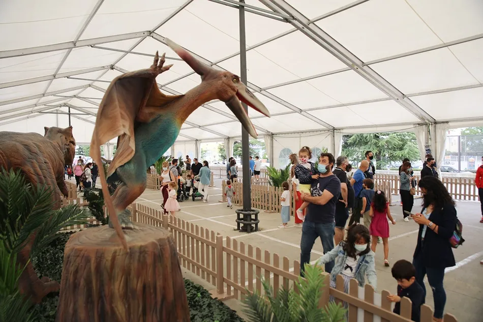 Foto 3 - &lsquo;DINOSAURIA&rsquo; abre sus puertas en el Centro Comercial El Tormes