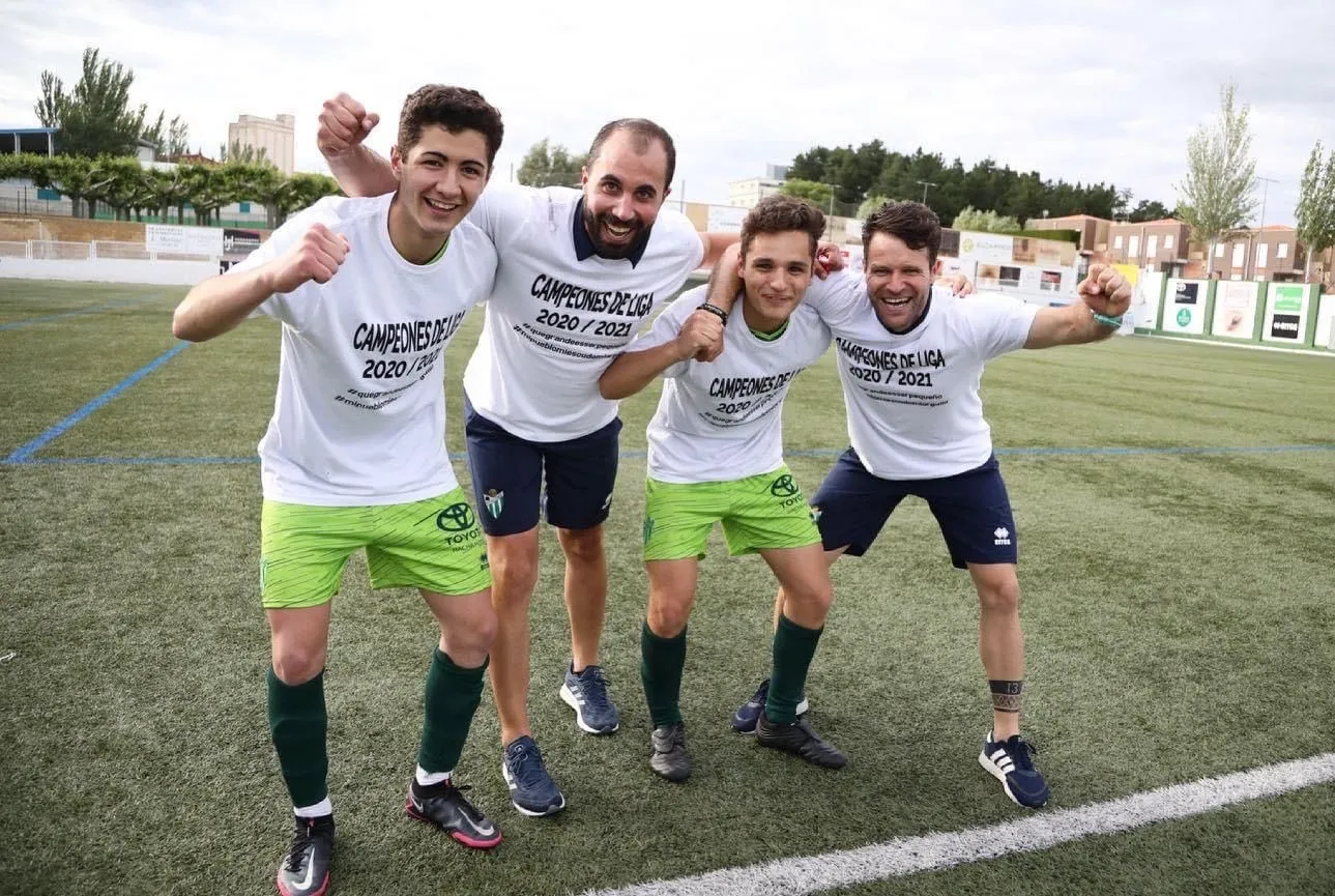 Foto 5 - Los albenses Jaime Delgado y Adri&aacute;n Hern&aacute;ndez logran el ascenso a Liga Nacional