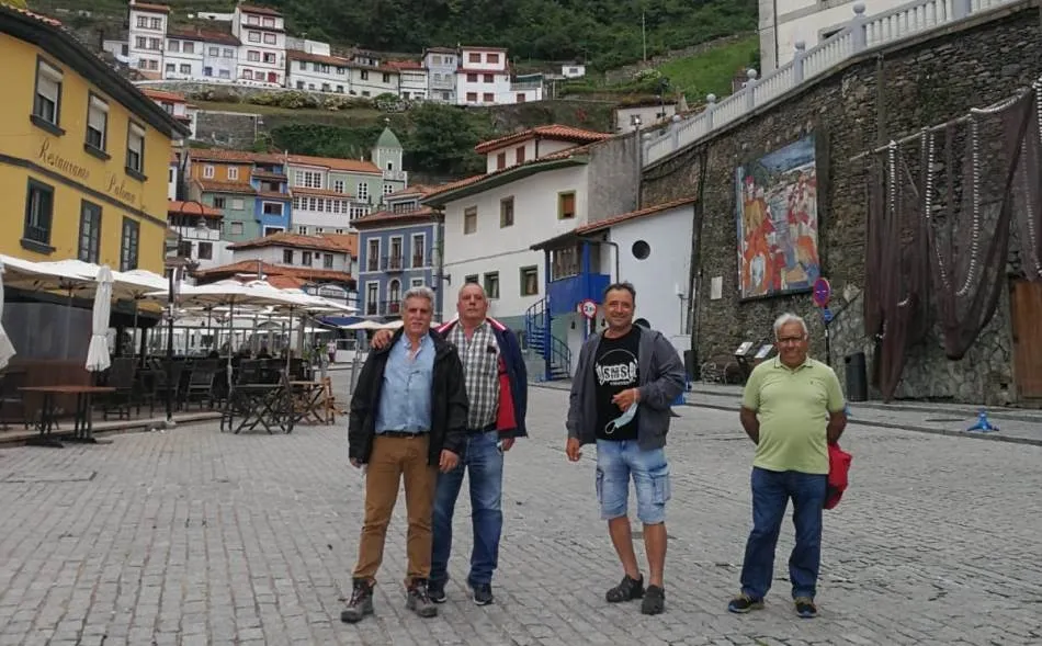 Foto 8 - El grupo de mirobrigenses aficionados al Camino de Santiago afronta otro tramo de la ruta del Norte ...