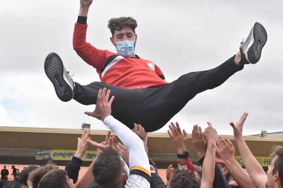 Foto 2 - El Juvenil de Unionistas asciende a Liga Nacional con tres mirobrigenses en su estructura  