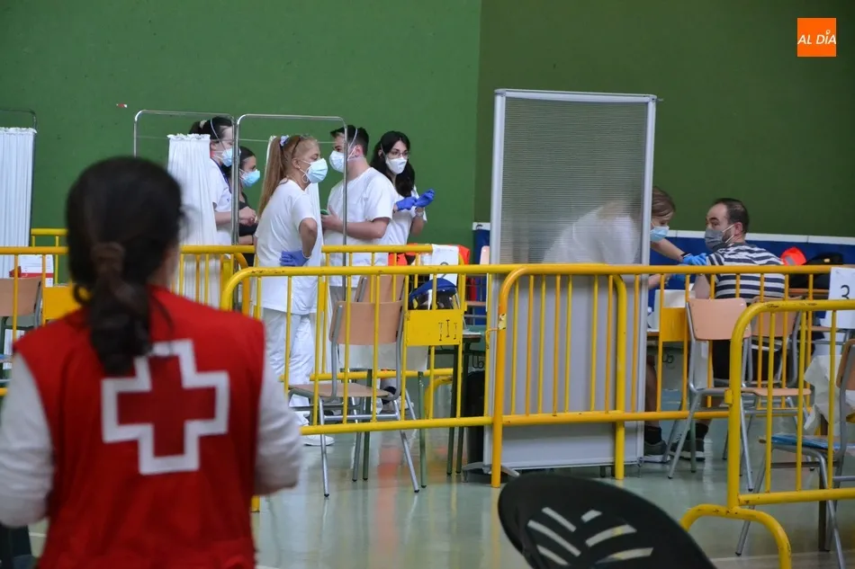 El viernes se completará la vacunación de los nacidos en los 70 de cuatro zonas básicas  