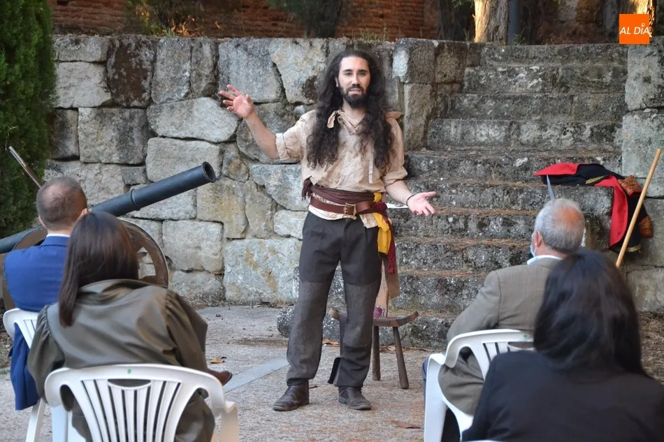 Foto 3 - Preestrenada la obra de microteatro &lsquo;La Puerta de Europa&rsquo; que se ofrecer&aacute; durante el verano  